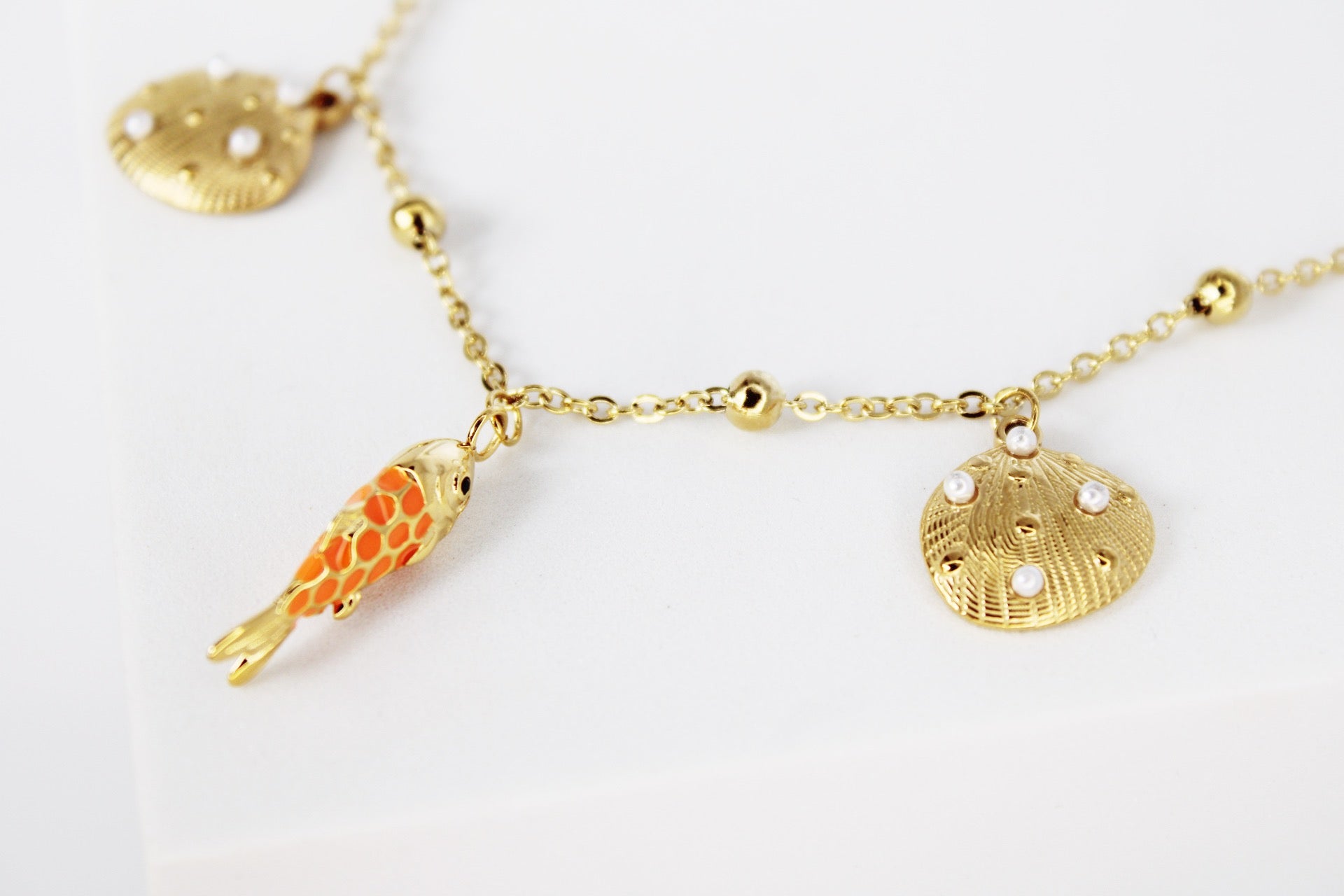 Collier Poisson