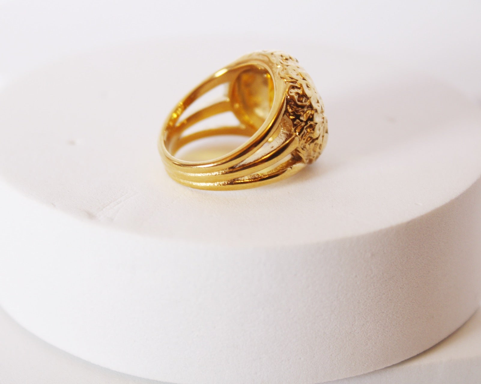 Bague pierre miel