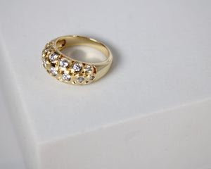 Bague en cercle de zircon